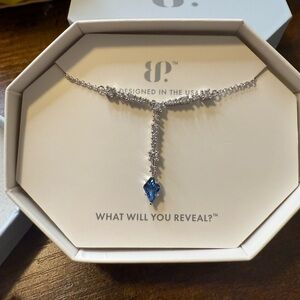 Elegant Silver Necklace with Blue Gemstone